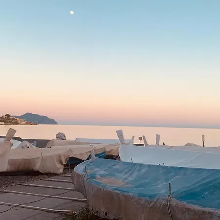 La Casa Di Amy Genoa